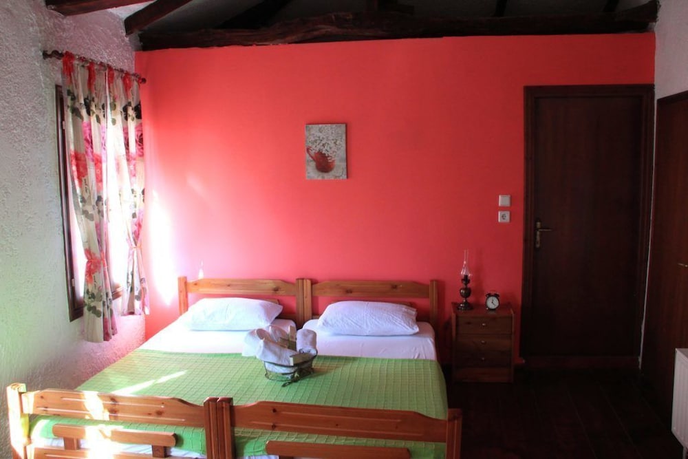 Triple Room photo 2