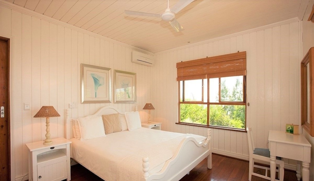 Luxury Villa, 2 Bedrooms, Ocean View, Oceanfront photo 3
