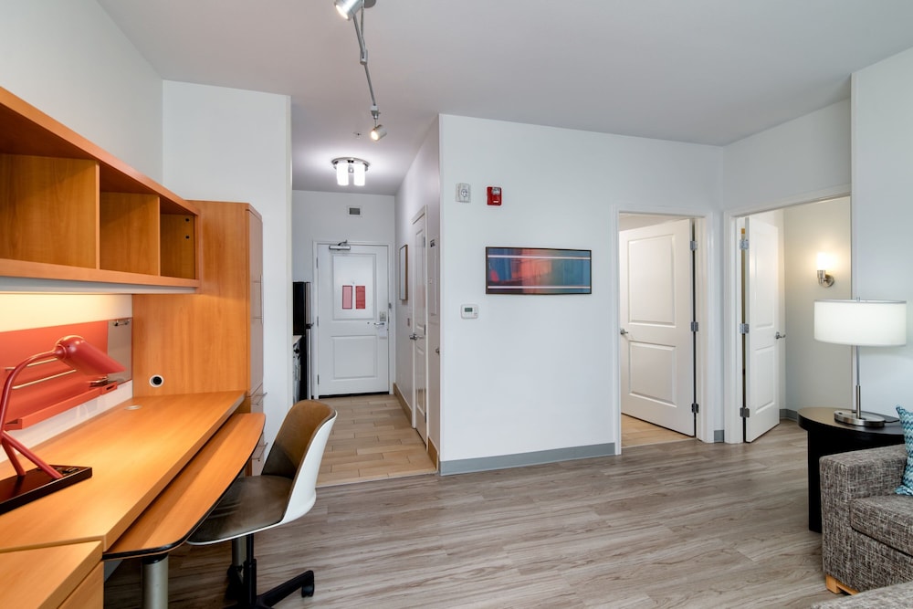 Suite, 1 Bedroom photo 2