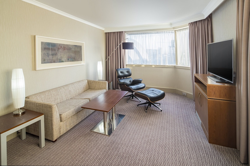 Suite, 1 Bedroom, River View (Super King) - Photo 2