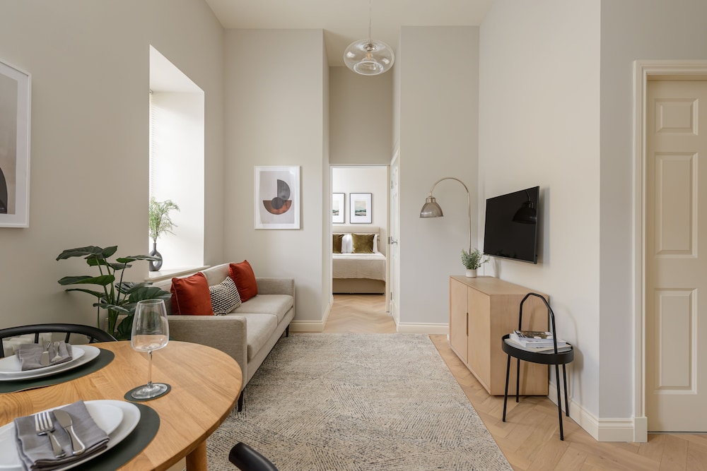 Superior Apartment
