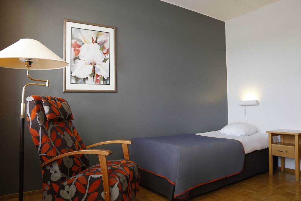 Single Room photo 2