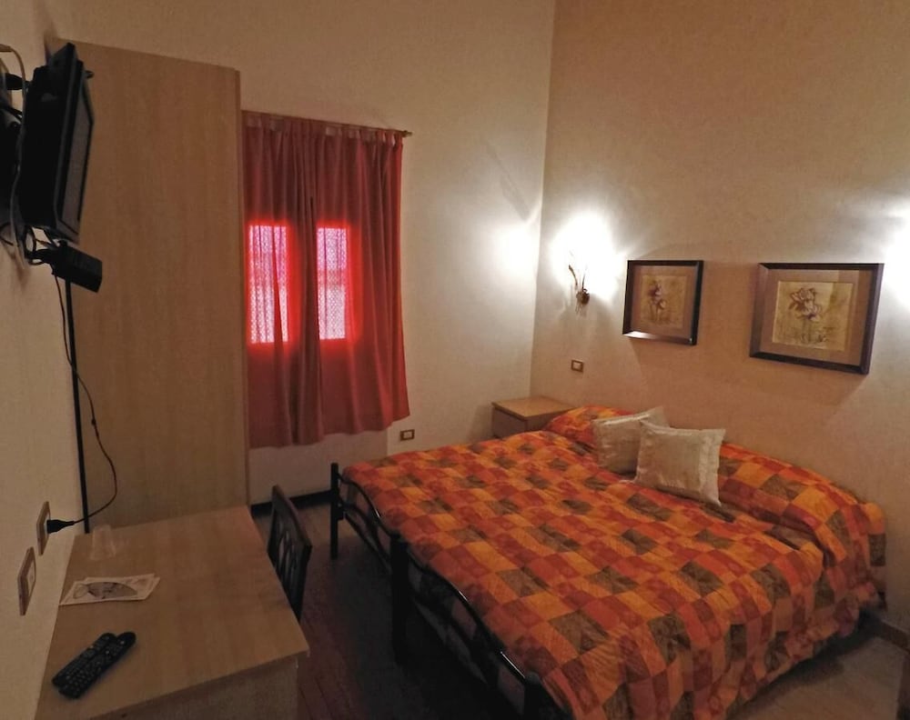 Deluxe Double Room photo 2
