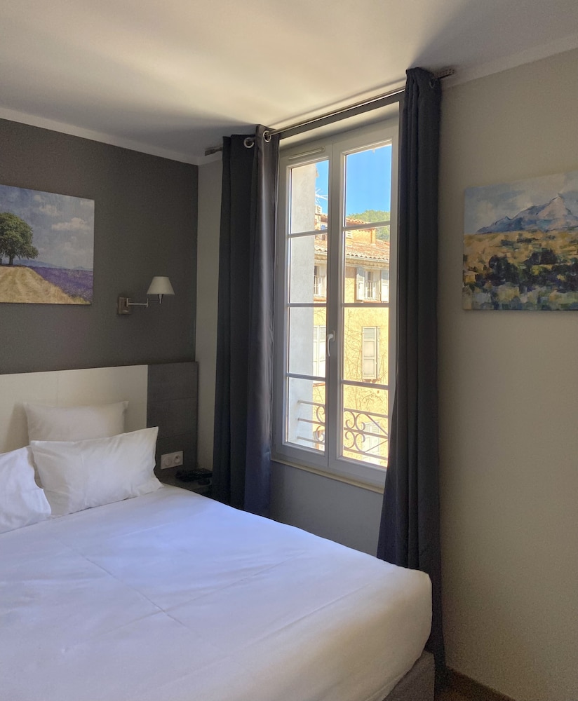 Classic Room - Photo 28