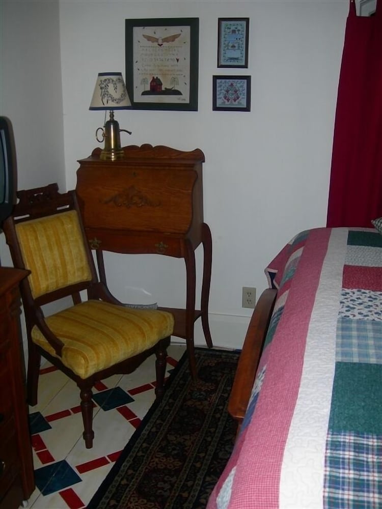 Berry Room photo 2