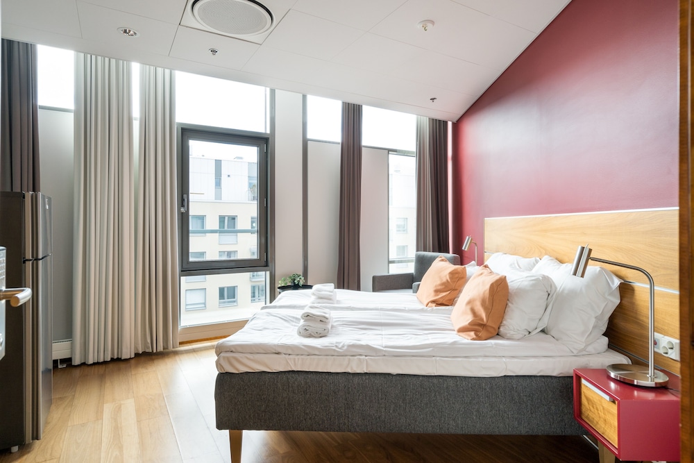 Standard Quadruple Room thumbnail 5