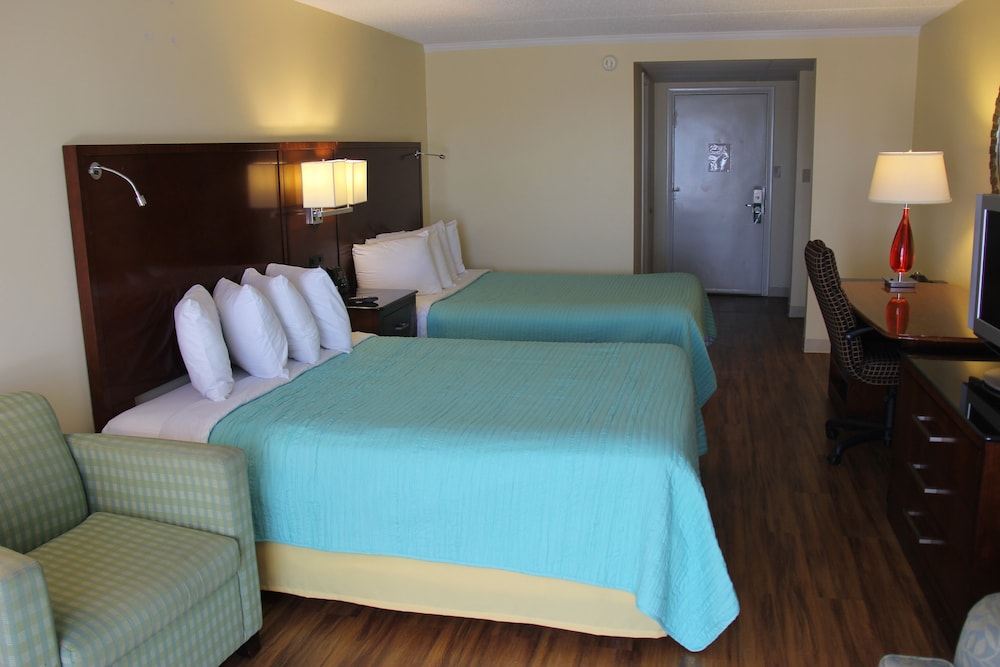 Premier Room, 2 Queen Beds photo 3