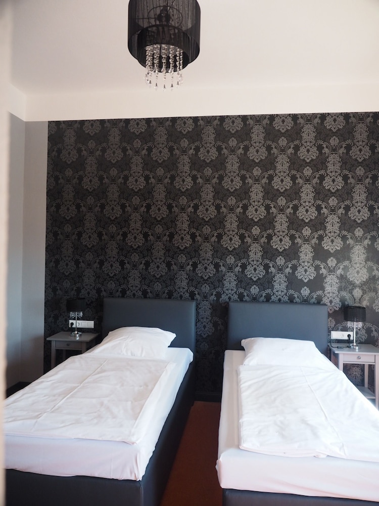 Business Double or Twin Room photo 3