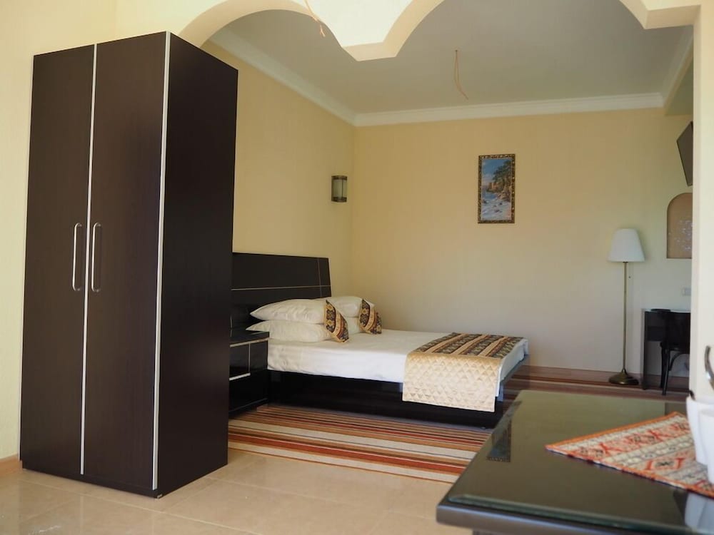 Standard Triple Room photo 1