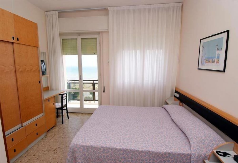 Standard Room photo 1