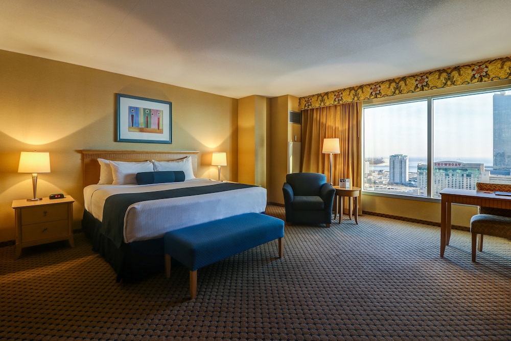Premier Room, 1 King Bed (Rendezvous Tower) - Photo 5