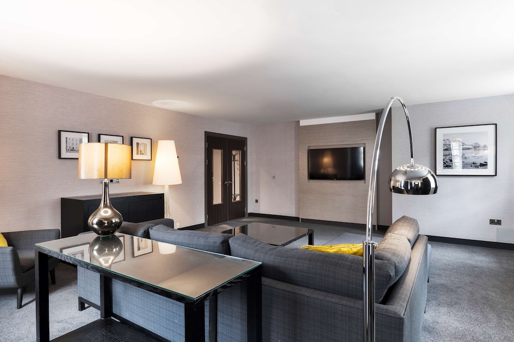 Suite (Royal)