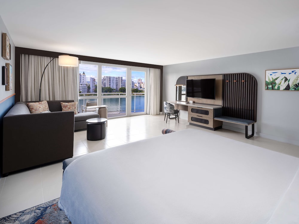 Junior Suite, 1 King Bed, Bay View - Photo 2