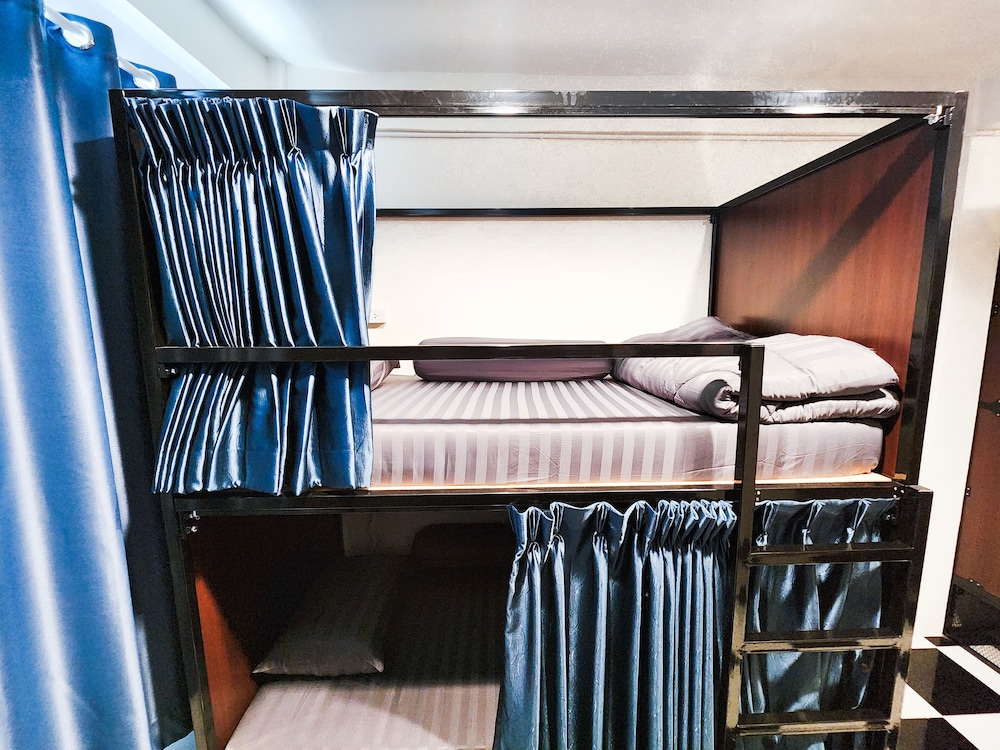 Basic Room, Multiple Beds photo 1