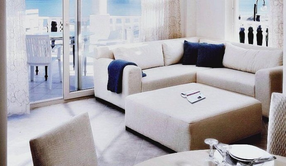 Apartment, 2 Bedrooms photo 3