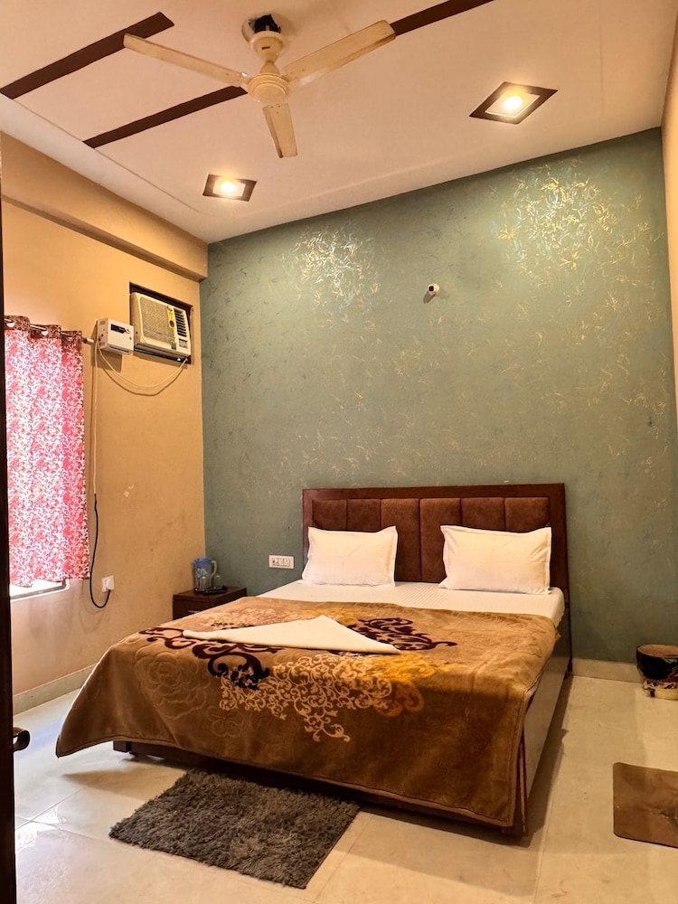Luxury Room