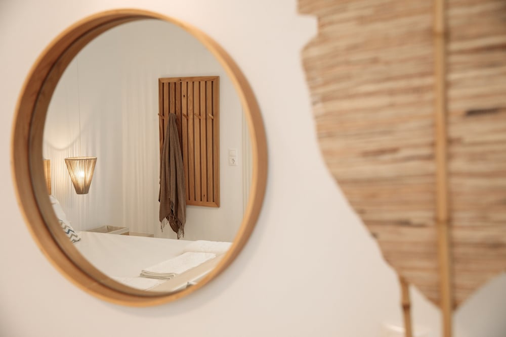 Junior Studio Suite, Hot Tub, Sea View photo 3