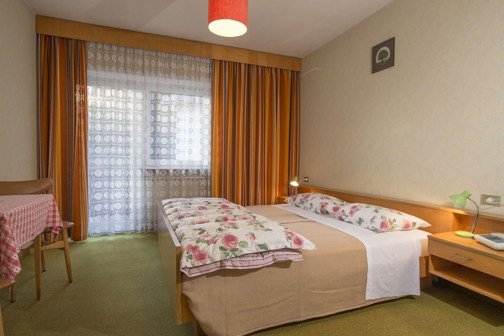 Standard Double Room (Nebengebäude)
