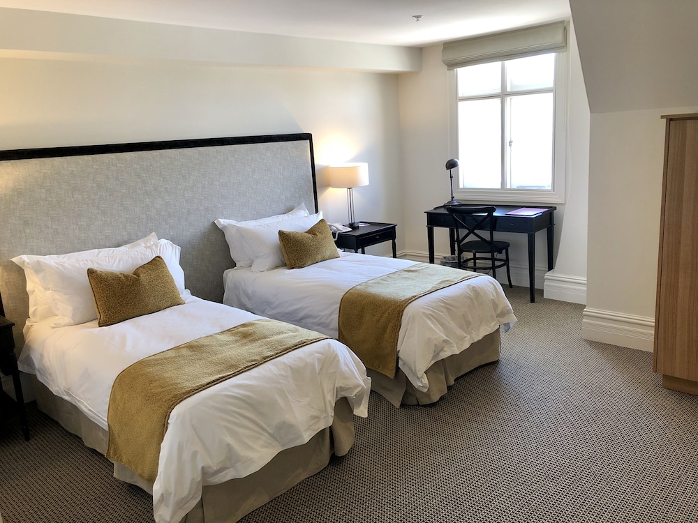 Deluxe Double Room, Accessible photo 2