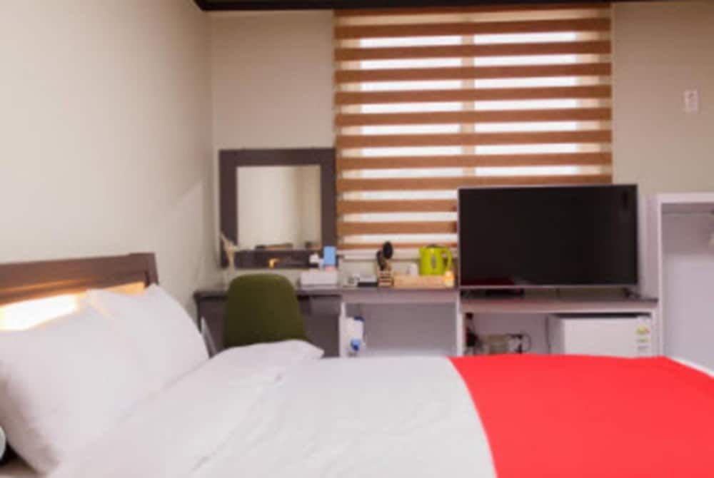 Twin Room, Kitchenette photo 1