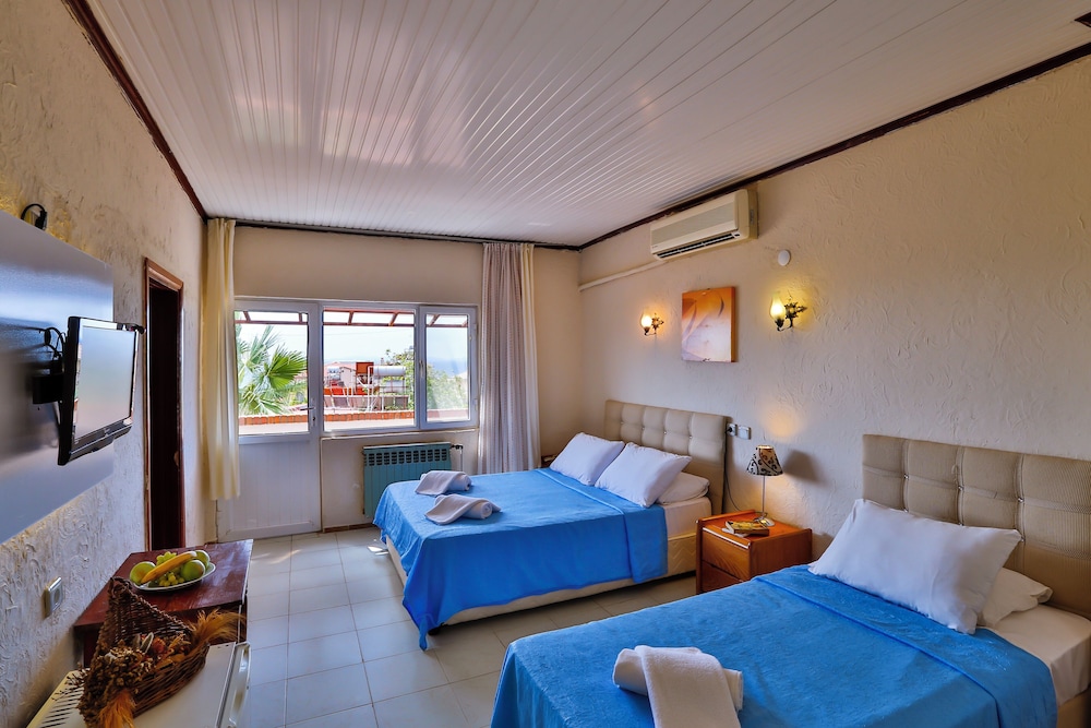 Twin Room, City View photo 1