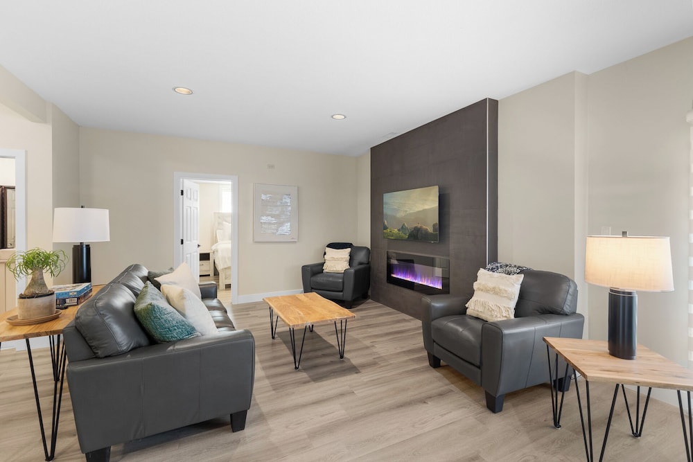 Luxury Suite, 2 Bedrooms, Non Smoking, Lakeside