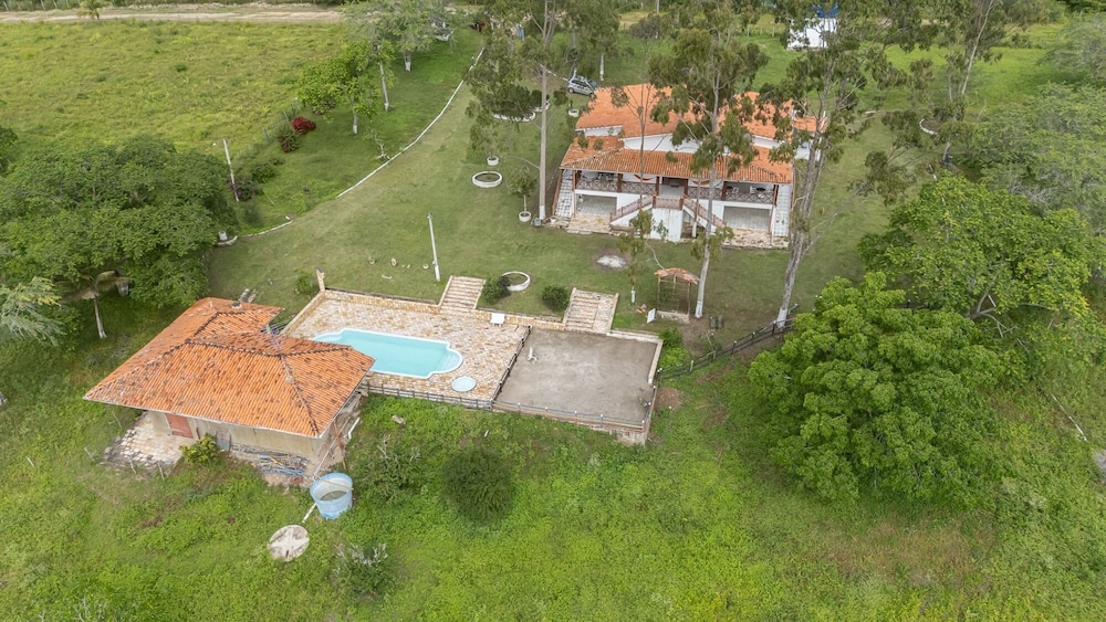 Villa photo 3