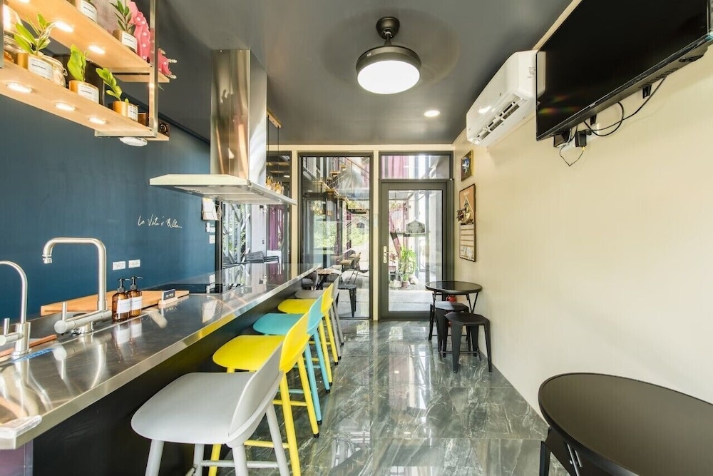 Gallery Villa photo 3