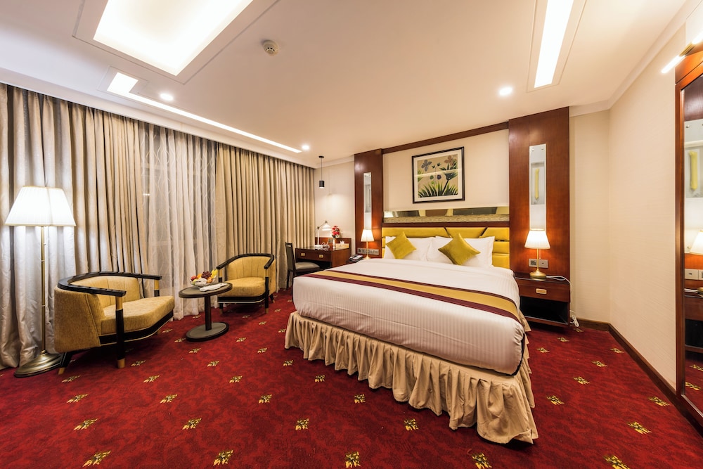 Superior Double Room, City View