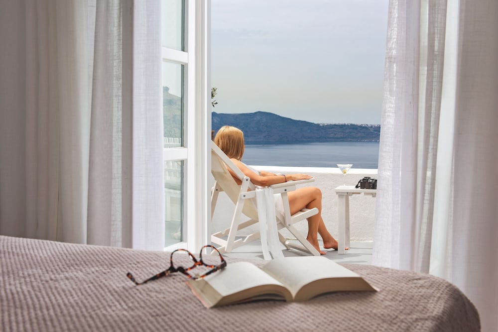 Deluxe Suite - Photo 19