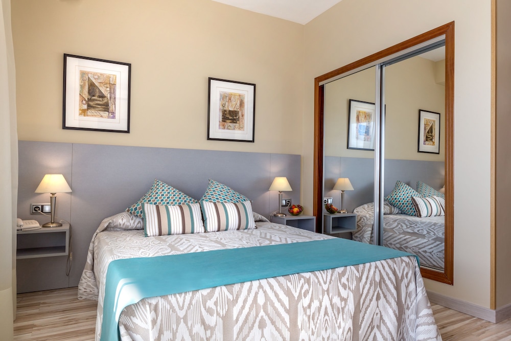 Superior Double Room (+1 Supletoria, 3 Adultos) photo 3