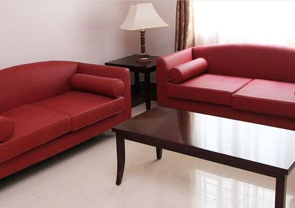 Business Suite photo 3