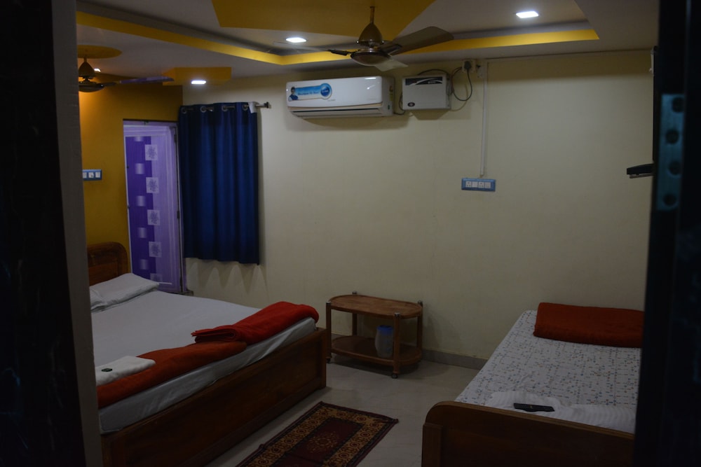 Classic Triple Room, Balcony, Mountain View photo 2