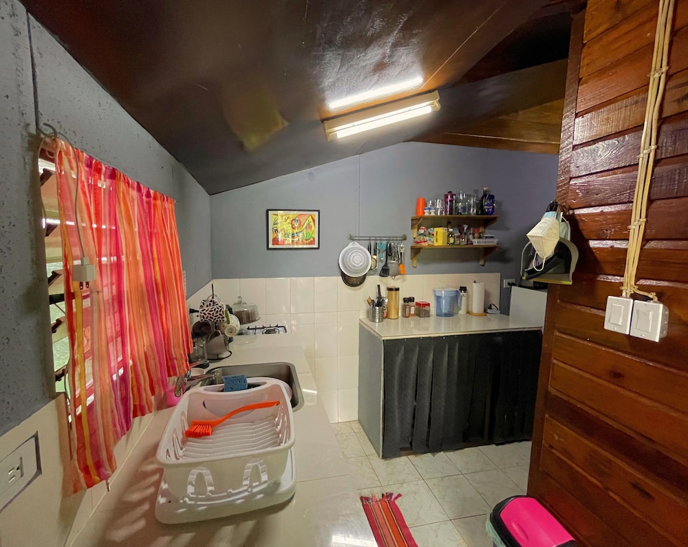 Classic Cottage, Multiple Beds, Garden View photo 3