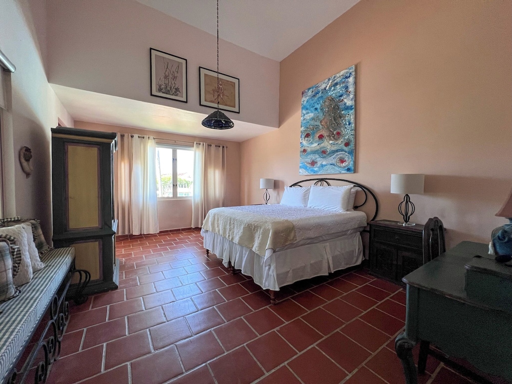 Deluxe Villa, 3 Bedrooms, Kitchen, Lake View photo 1