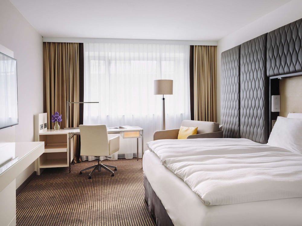 Deluxe Room - Photo 1