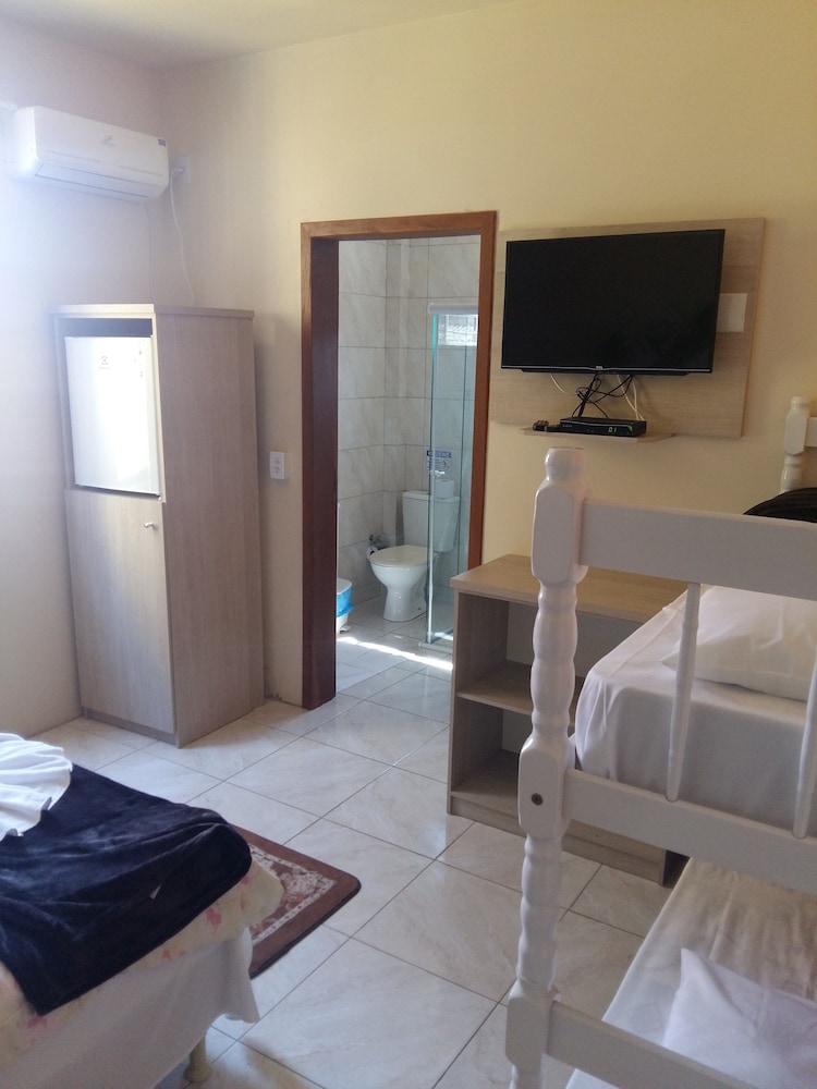 Family Apartment, Multiple Beds photo 3