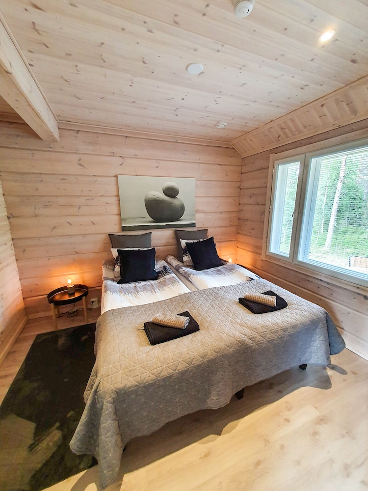 Family Cabin photo 1