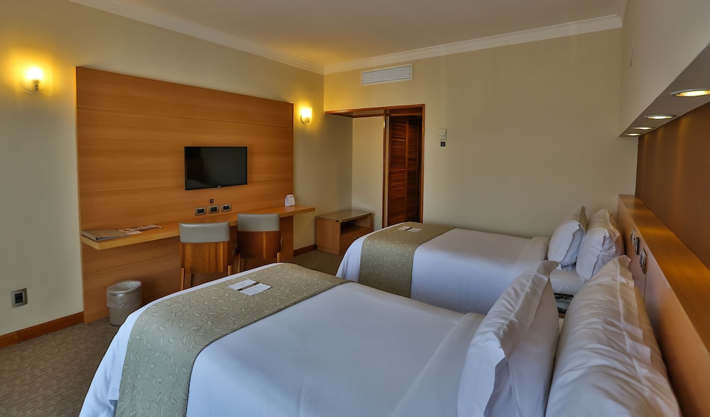Superior Twin Room, 2 Twin Beds - Photo 4