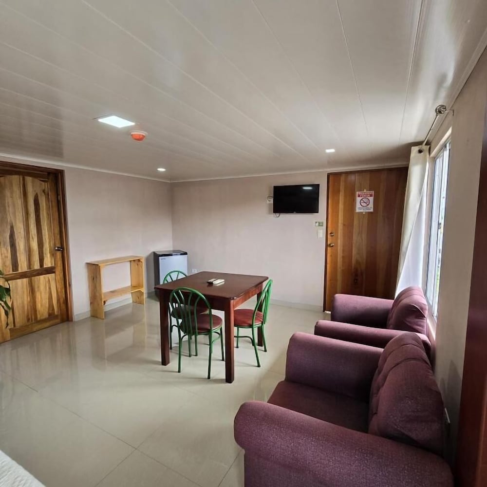 Family Quadruple Room photo 2