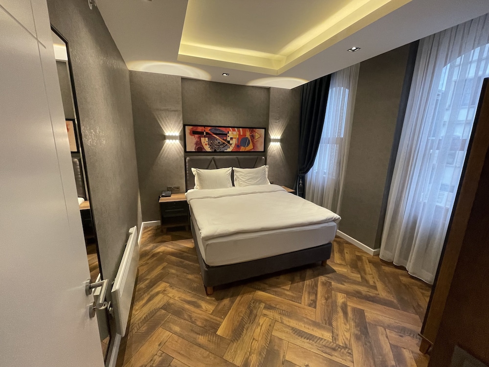 Junior Suite (Stair Access) photo 2