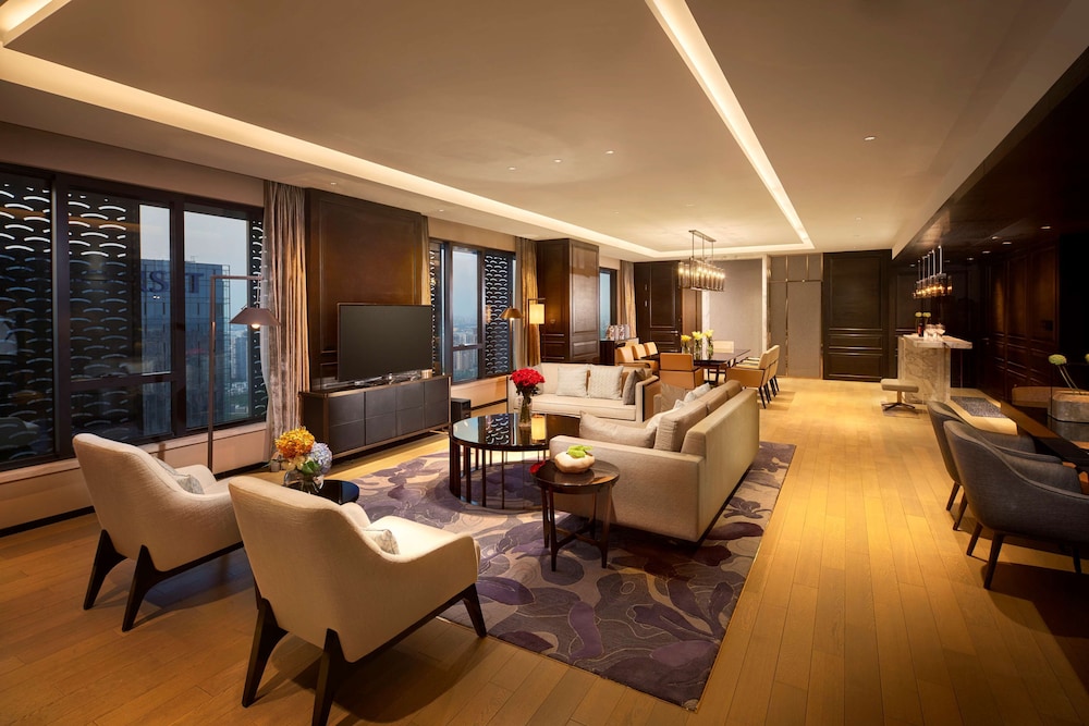 King Two Bedroom Suite