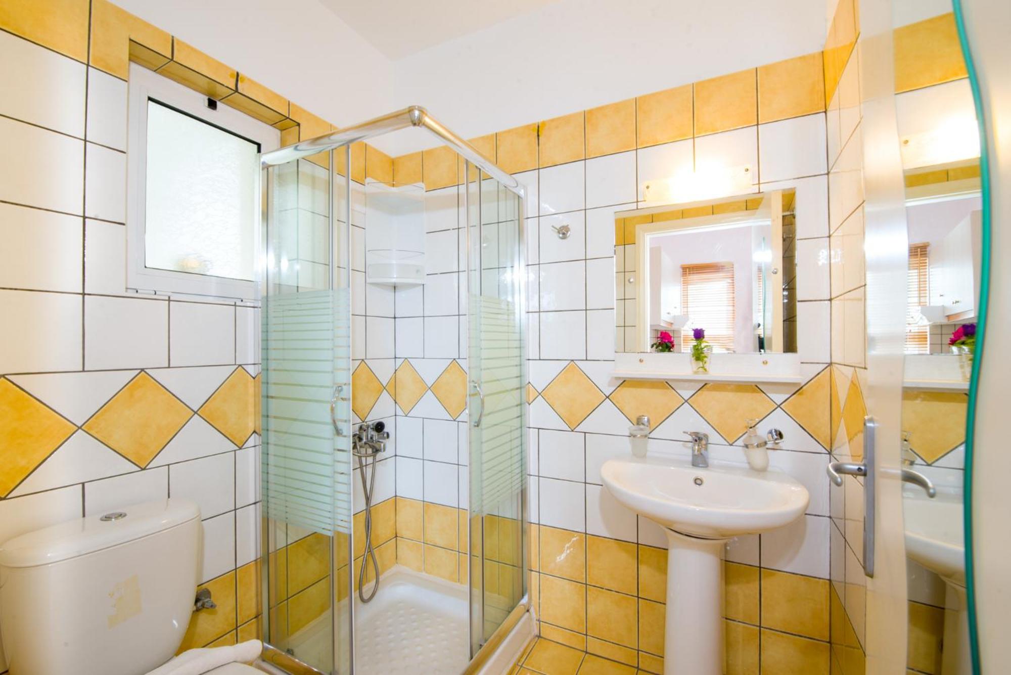 Studio with Sea View (2 Adults) photo 3