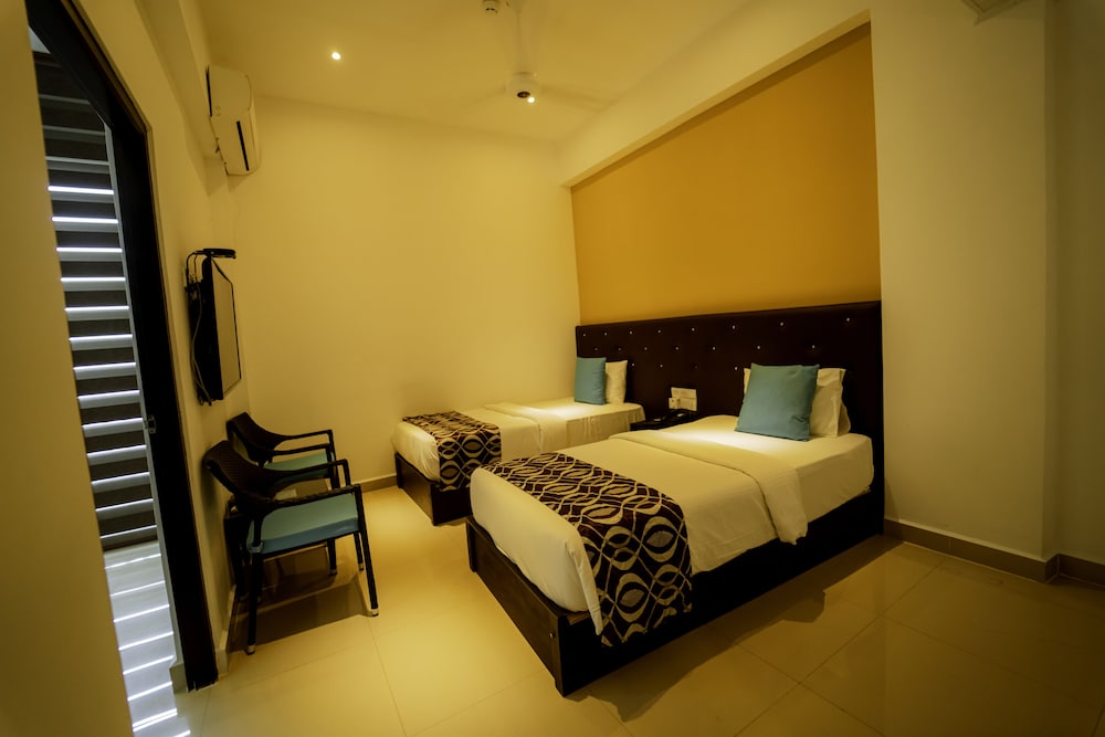 Deluxe Family room with Garden View photo 2