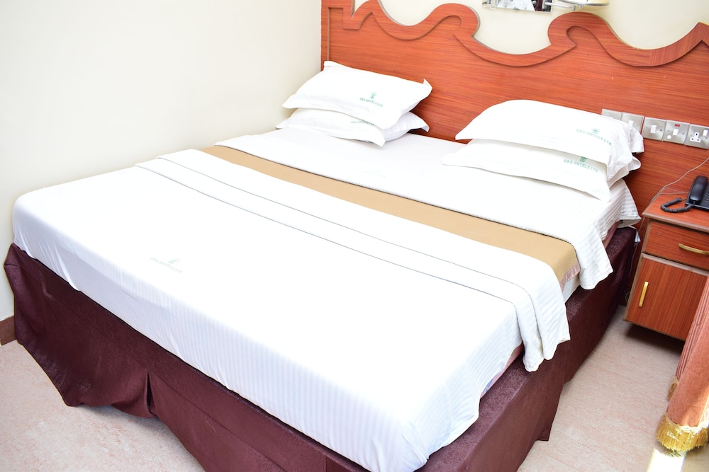 Royal Room, 1 King Bed, Accessible, City View photo 2