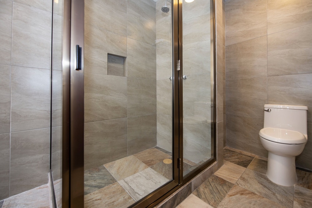 Standard Double Room, 1 Double Bed - Photo 4