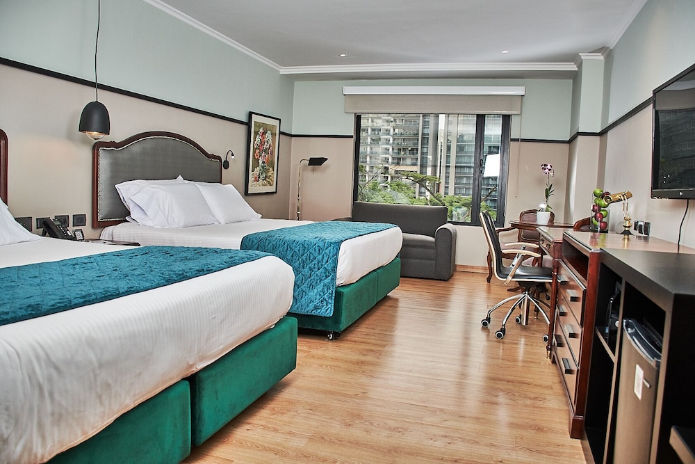 Superior Room, 2 Queen Beds - Photo 1