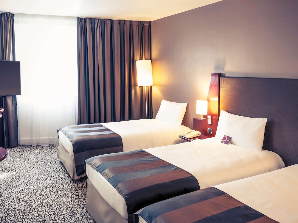 Classic Room, 3 Twin Beds - Photo 2