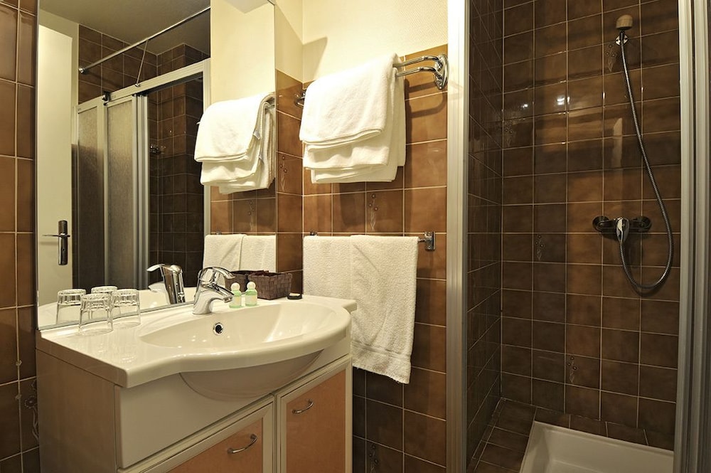 Superior Double Room, Lake View photo 3