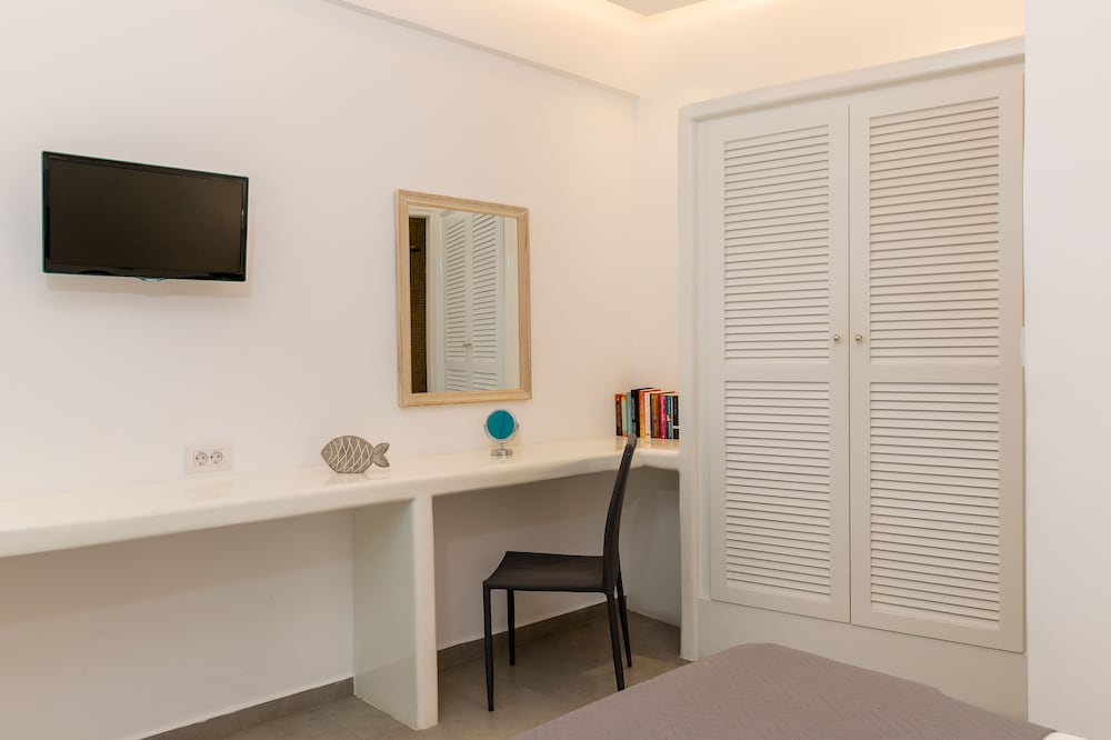Standard Room - Photo 13